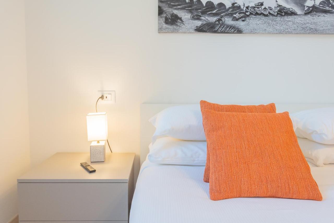 White Lake View Apartment By Rent All Como Luaran gambar